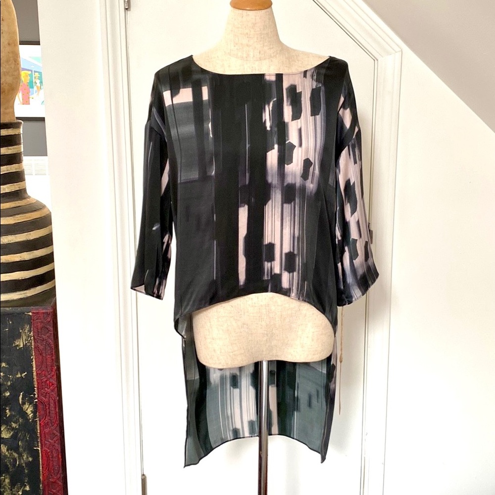 NWT!! Washable Silk Hi-Lo Top